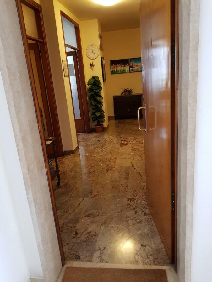 B&B Magica Venezia Местре Екстериор снимка
